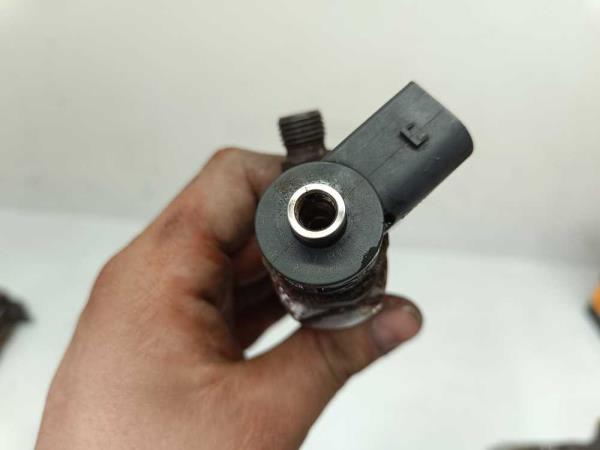 INJECTEUR AUDI/SEAT/SKODA/VW A1/A3/LEON/TOLEDO/OCTAVIA/RAPID/SUPERB/GOLF 7/PASSAT/TIGUAN/TOURAN - Vue 4